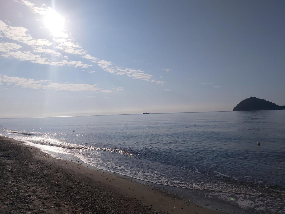 Mae Albenga Suites المظهر الخارجي الصورة
