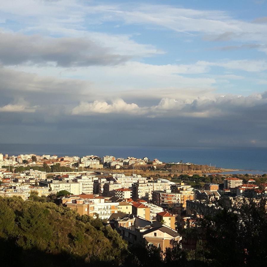 Mae Albenga Suites المظهر الخارجي الصورة