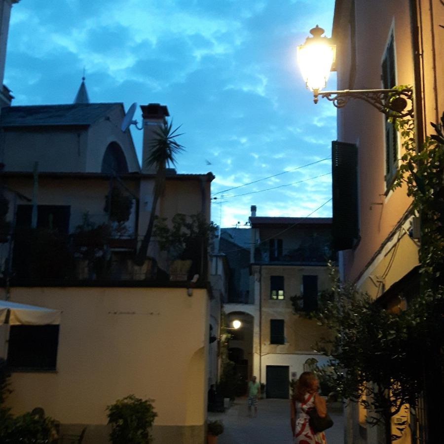 Mae Albenga Suites المظهر الخارجي الصورة